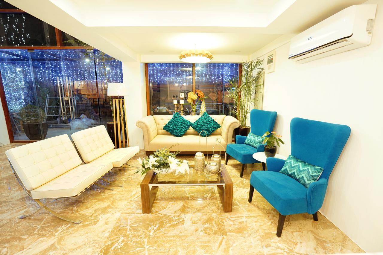 Baypark Hotel คัลบายอก ภายนอก รูปภาพ