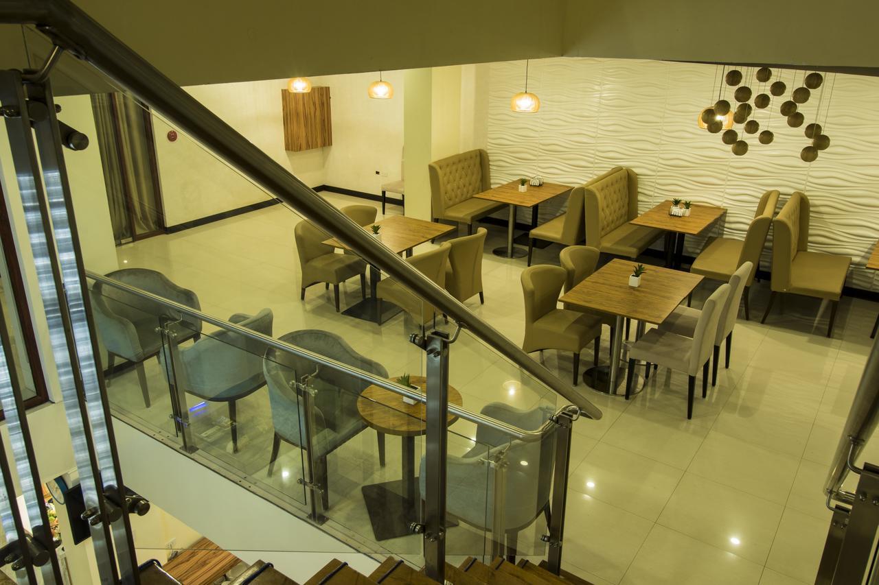 Baypark Hotel คัลบายอก ภายนอก รูปภาพ
