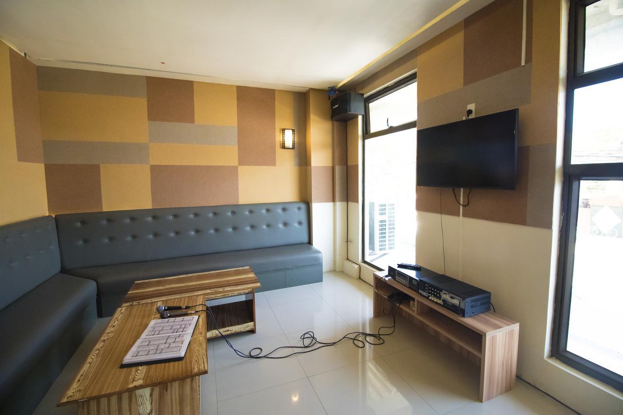 Baypark Hotel คัลบายอก ภายนอก รูปภาพ