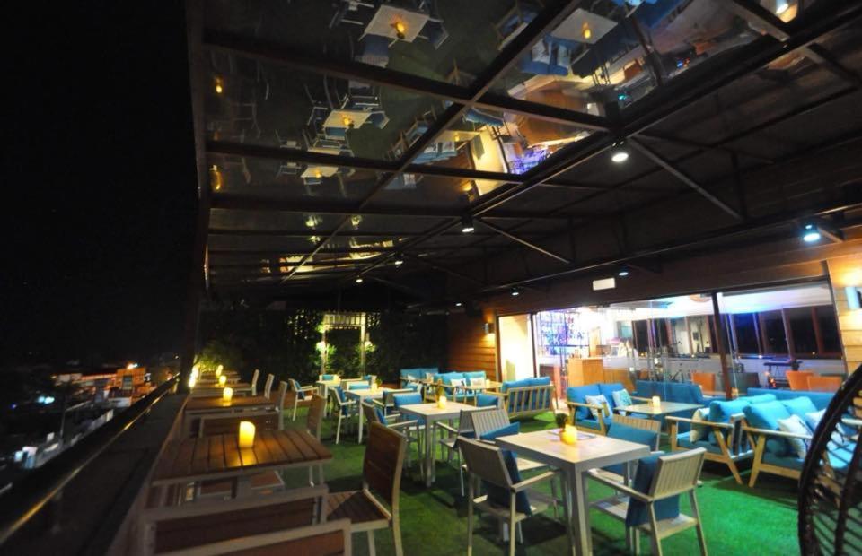 Baypark Hotel คัลบายอก ภายนอก รูปภาพ